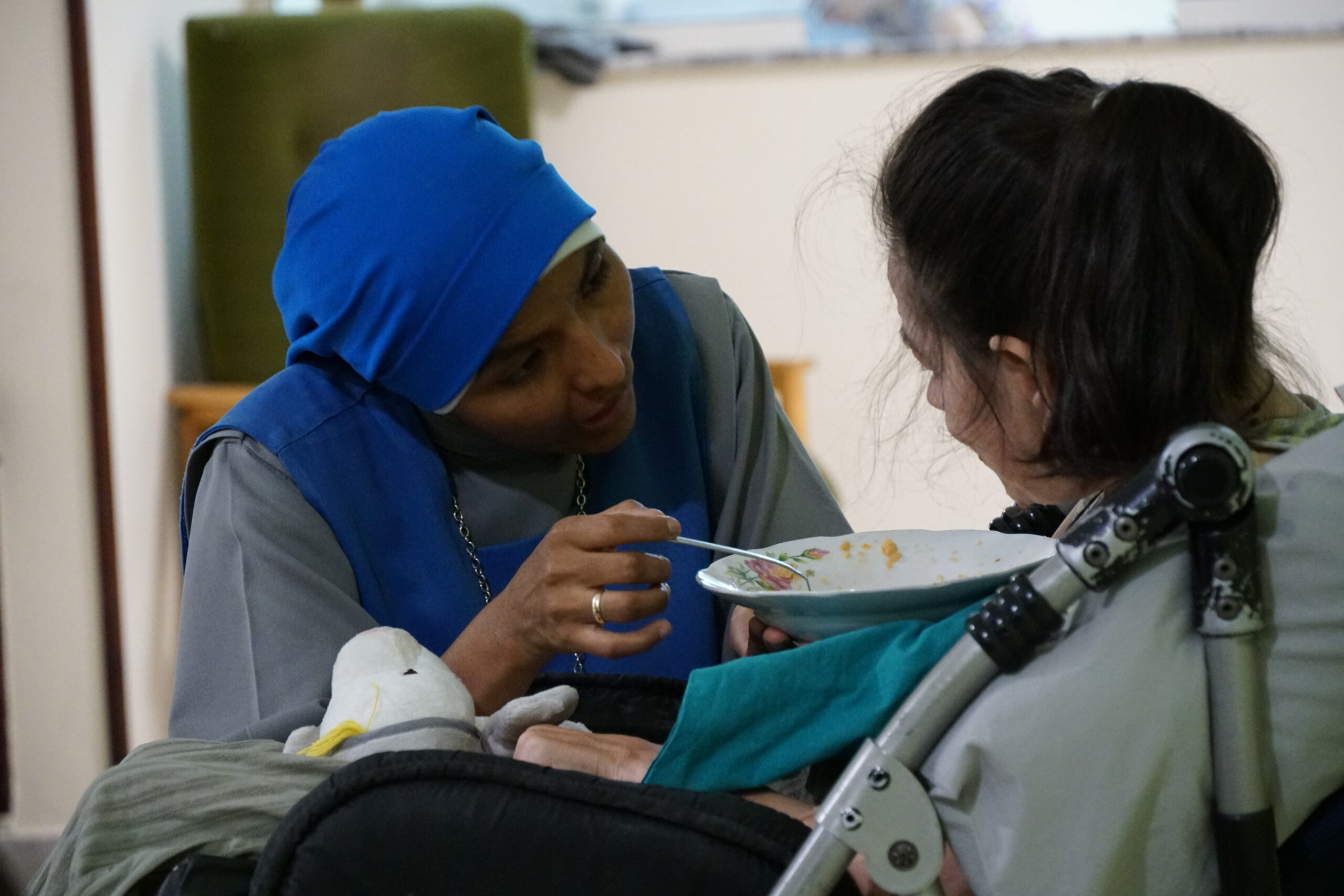 Trabajo de voluntariado social internacional -ALBANIA Tirana Casa para las mujeres discapacitadas